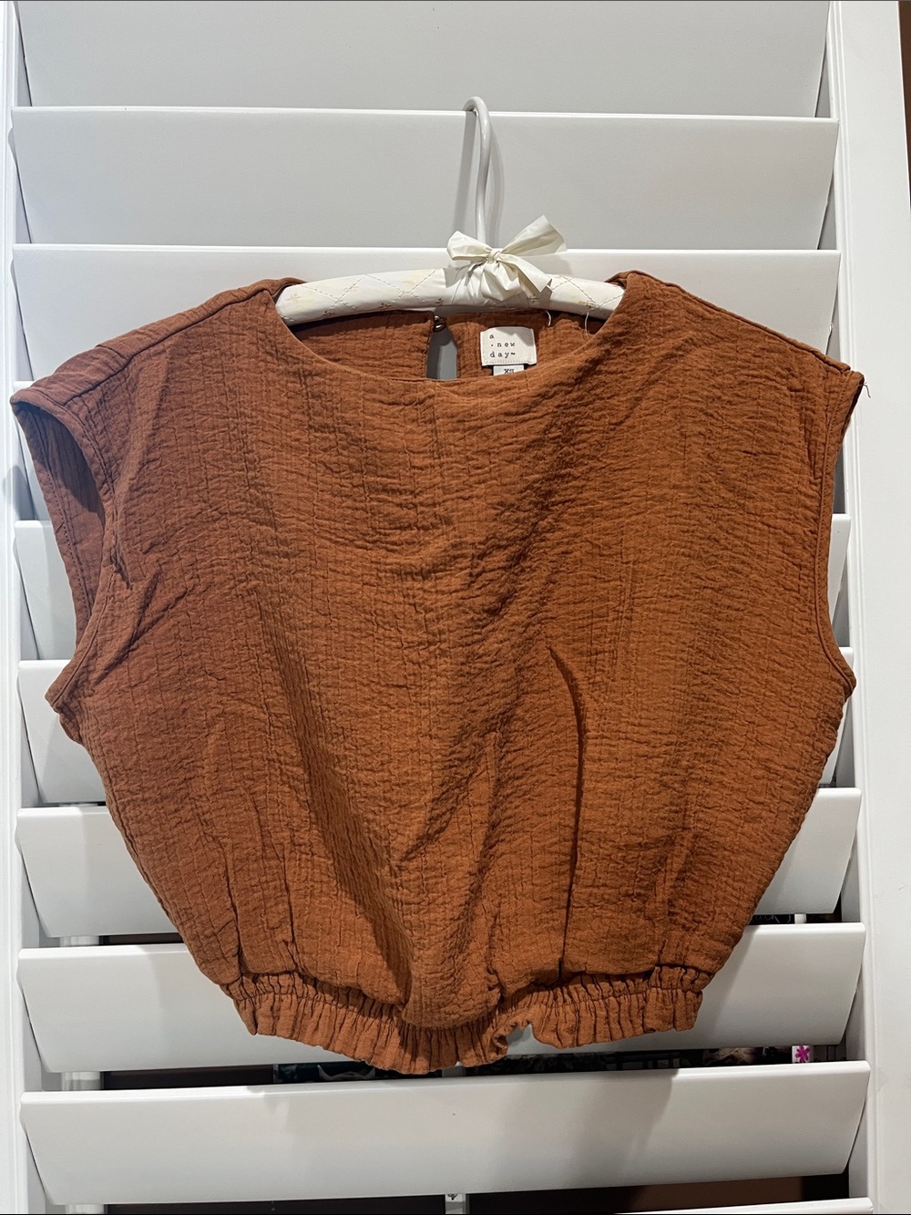 a new day Rust Brown Crinkle Cap-Sleeve Crop Top